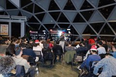 和播客贸易化摸索取软硬件连系 